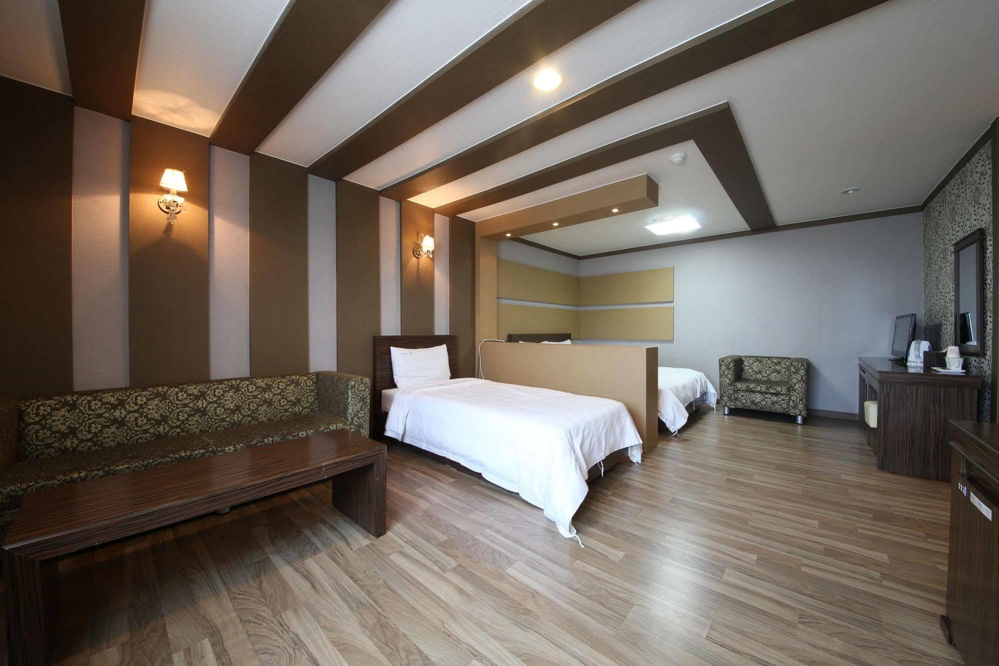 Yes Motel 群山 外观 照片
