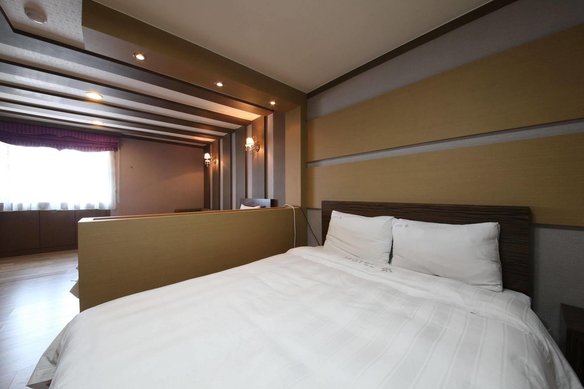 Yes Motel 群山 外观 照片