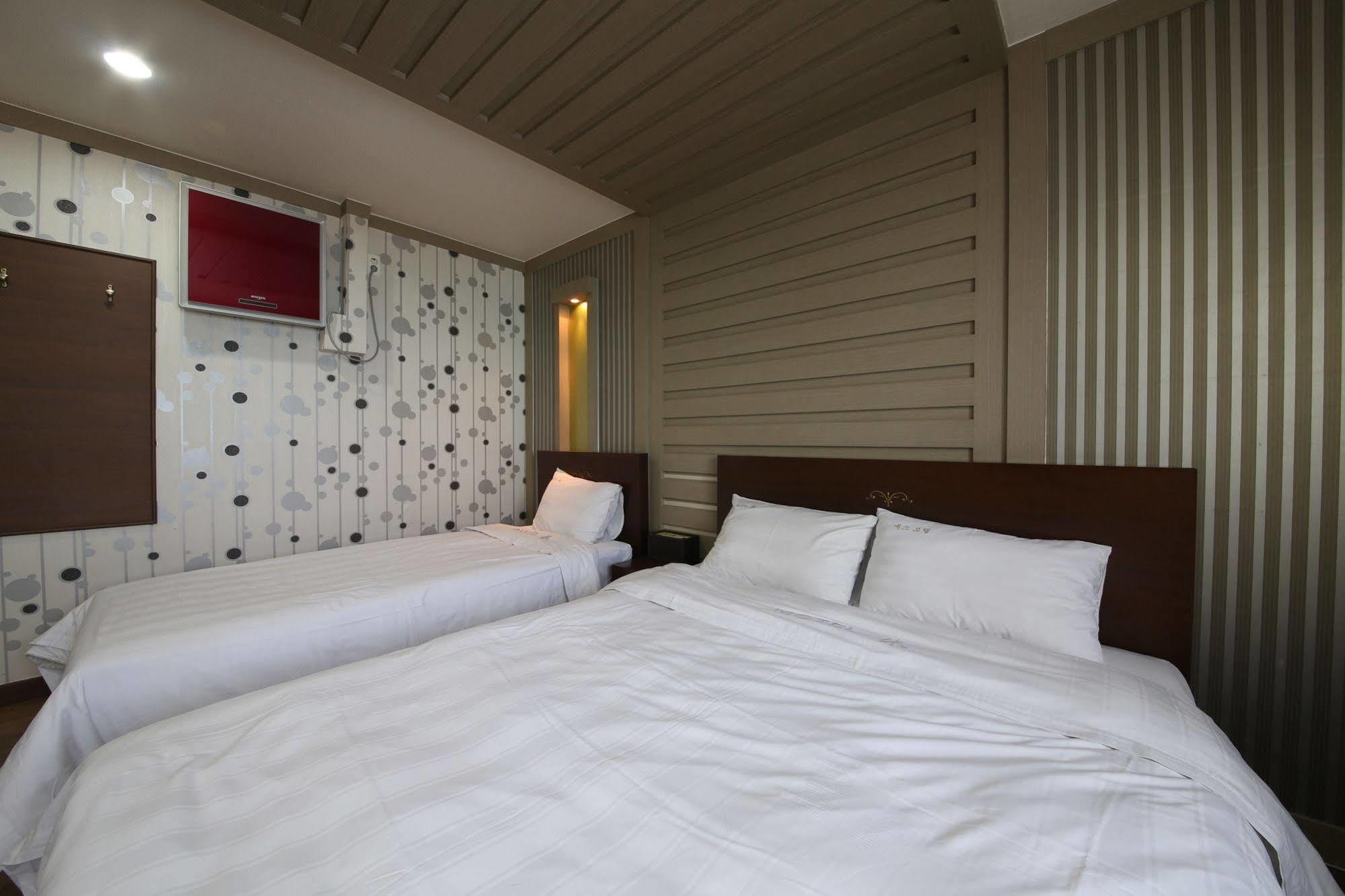 Yes Motel 群山 外观 照片