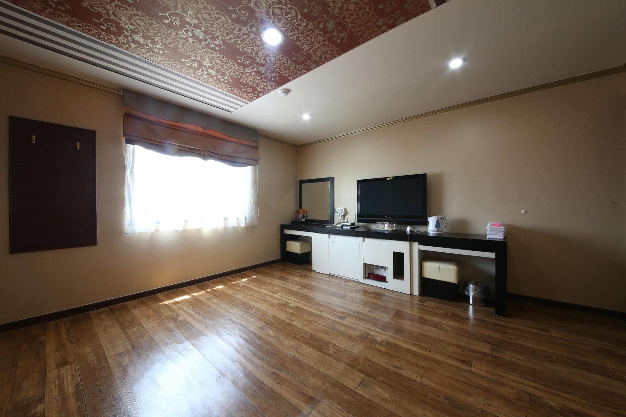 Yes Motel 群山 外观 照片